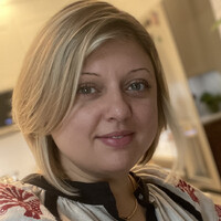 Oleksandra S.