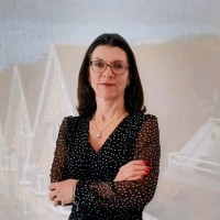 Sarah Troy