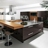 Sr. Luis Urbina Kitchen