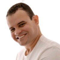 Douglas Valentim Alves