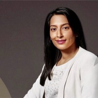 Karen Sankhi, Cfa