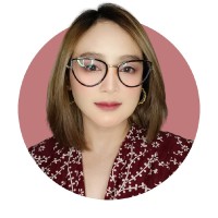 Angela Frenzia Betyarini