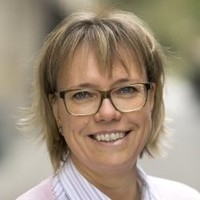 Anna-Karin Uhlir