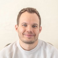 Justin Kuchmak, Mba