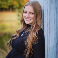 Elizabeth Looker