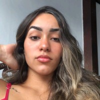 Lavínia Chaves