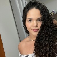 Isadora Bernardes
