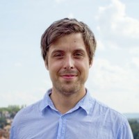Lubos H.