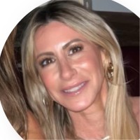 Jacqueline Tavares