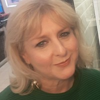 Julie Thomas