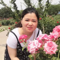 黄馨莹