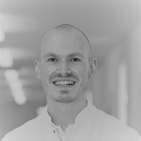 Dr. Peter Willems