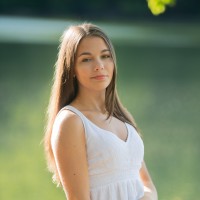 Madelynn Card