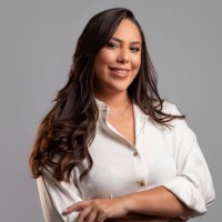 Victória Cruz