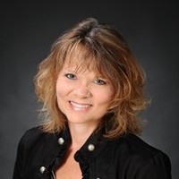 Leslie Ruffino