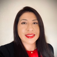 Iris Olivares-Searcy