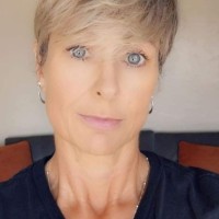 Wendy J. Linscott