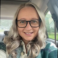Elizabeth McNab