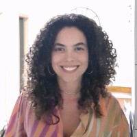 Anna Laura Barros