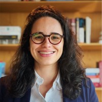 Flavia V. Moura