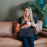 Angela van Leeuwen, RHC™