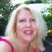 Karen M Kreiner