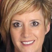 Linda Petersen