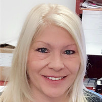 Shelley Nixon