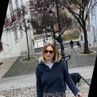 Holly Driver Dos Santos