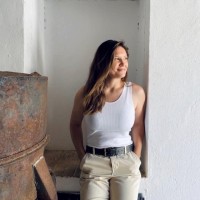 Julia Clarke-Esteves