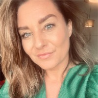Linda Van Der Zanden