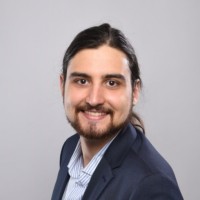 Erik Tharsis R.