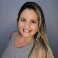 Mirella Santos