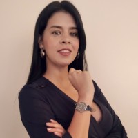 Laura E. López Macías