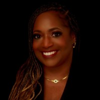 Monet Brown, Ma