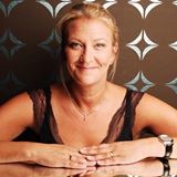 Anna Adelly