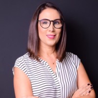Adrienne Oliveira Lessa