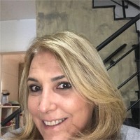 Luciana Peres Toledo