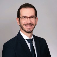 Dr. med. Olger Kraja