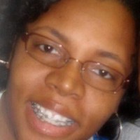 Nicole R Hayes