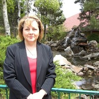 Sandi Pfeiffer