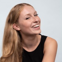 Genevieve van der Does