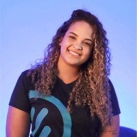 Ana Luiza Assis Perusse Oliveira