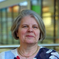 Assoc. Professor Pauline Bremner.  Ph.d, SFHEA, MBA, MCIPD, Auroran, ILM 5