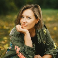 Anna R.