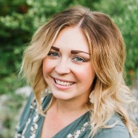 Lindsay Pettit