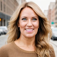 Lindsay Henry