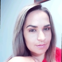 Adriana Leon
