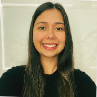 Mônica Caroline Martins