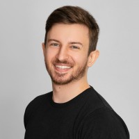 Jonathan Skov